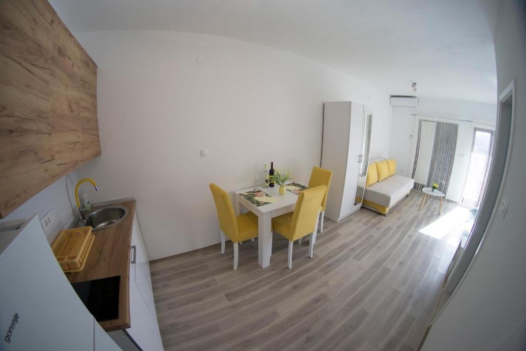 Apartmani Ivkovic+ Trebinje Bagian luar foto