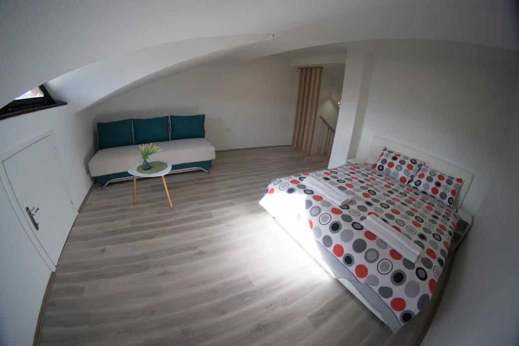 Apartmani Ivkovic+ Trebinje Bagian luar foto